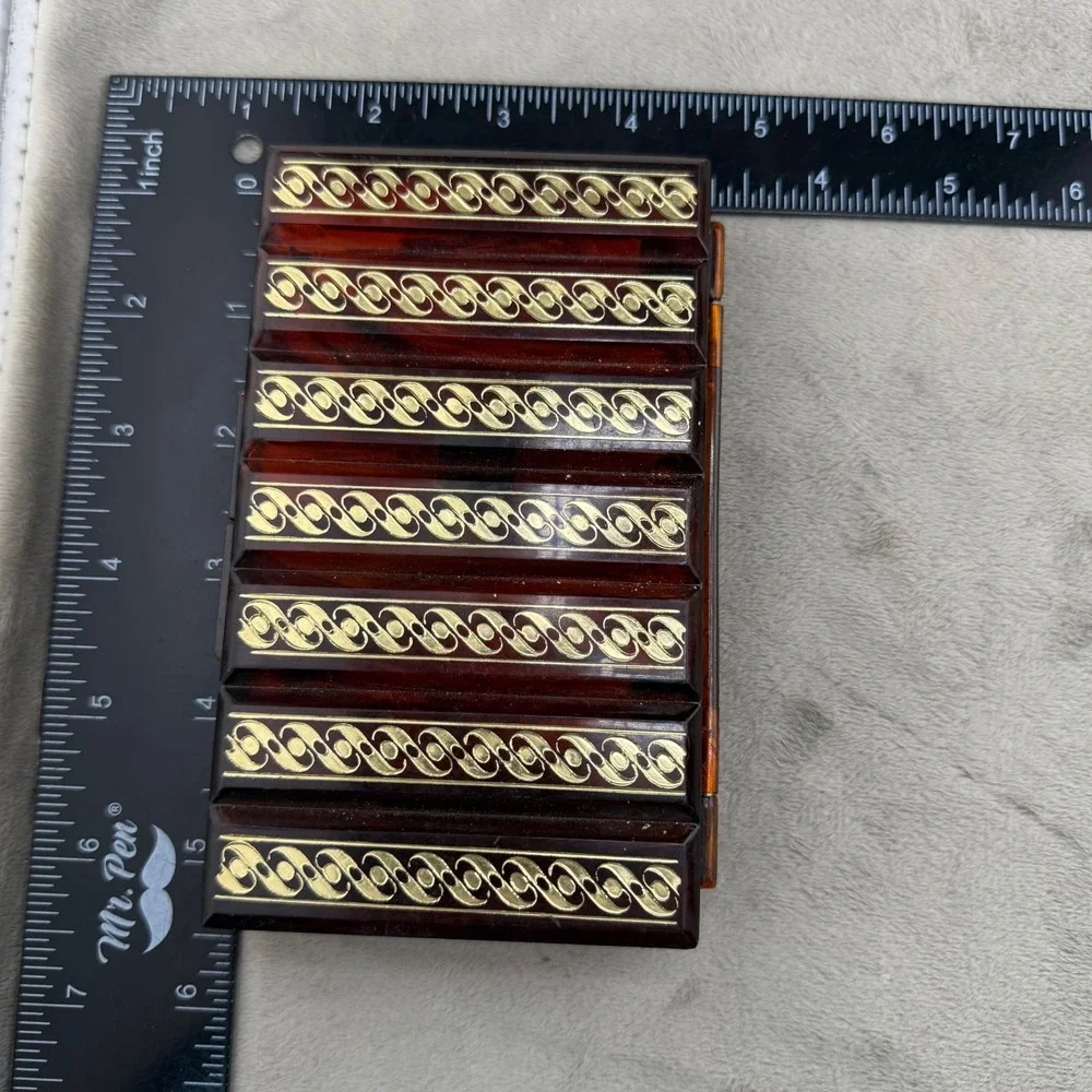 Vintage Plastic‎ Compact Rootbeer READ